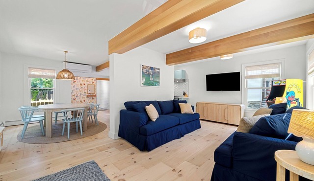 Walkable Harbor Home in Marblehead: Family & Dog Friendly, Fenced Yard + Parking