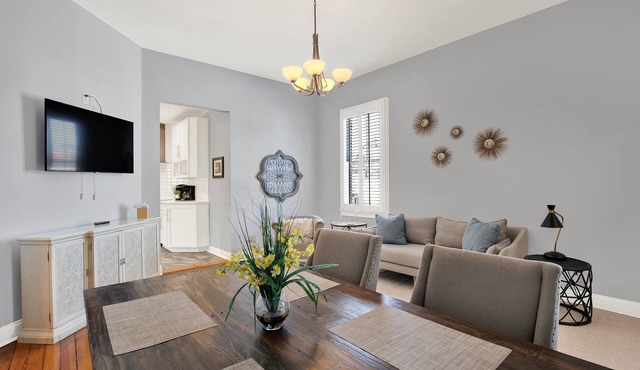 Walkable Home in Thomas Square, Heated Pool Access
