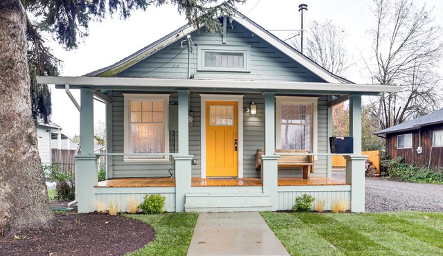 Walkable Location: Quaint Cottage in Forest Grove!