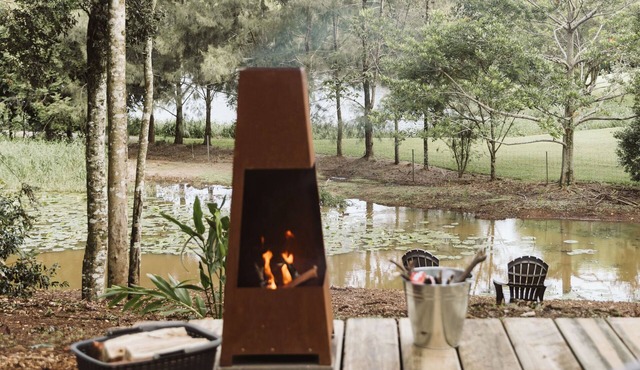 Wallaby House - Family House in Private Parkland Setting with Lake View