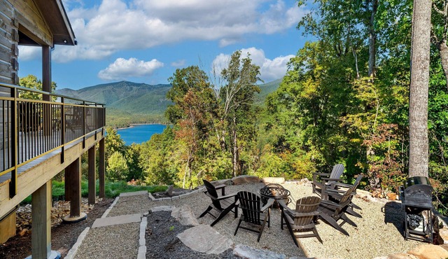 Wallace Mountain Lodge | Deck, Fire Pit & Year-round Mountain Views!