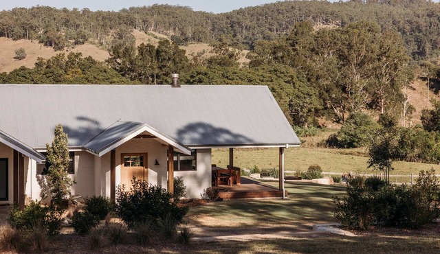 Wallaringa Farm: Luxury Australian Country Escape