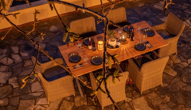 Walnut tree Villa Ano Archanes-10km from Heraklion