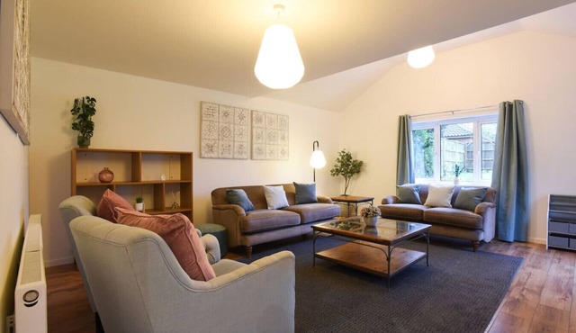 Waltham`s Bungalow | Spacious 3 Bedroom