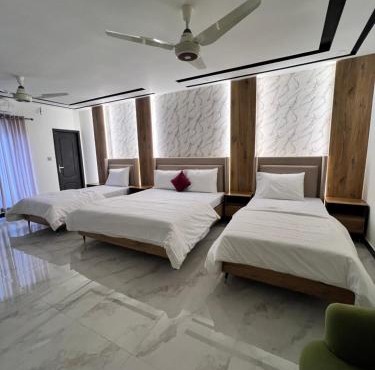 Waqar Guest House