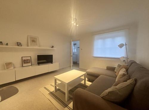 Warfield Charming Three Bedroom House