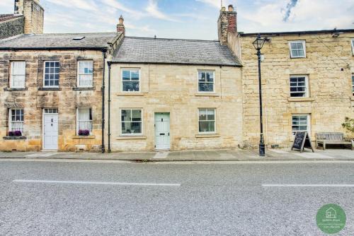 Warkworth House