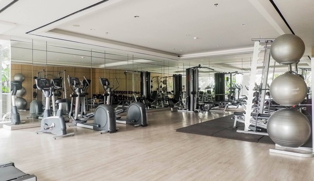 Warm 3Br Direct Access To Mall La Riz Supermall Mansion Apartment