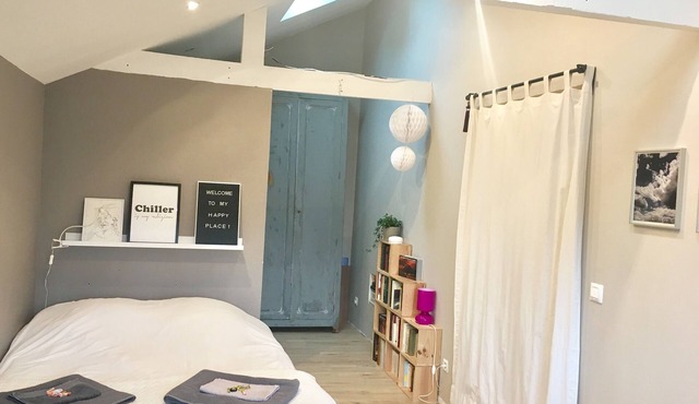 Warm and comfortable outbuilding near Paris