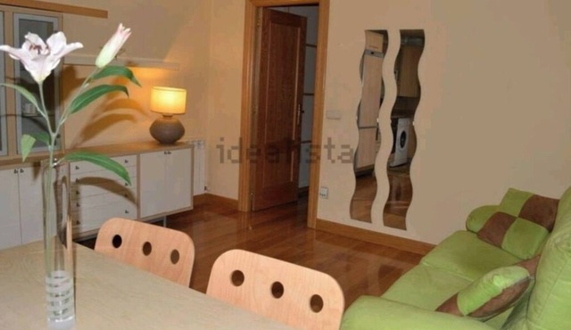 Warm and cozy apartment in Puente la Reina, village of the St. James way.