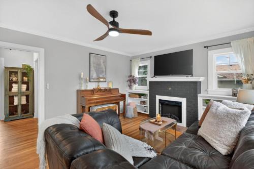 Warm and Inviting 3BR Craftsman with Big Kitchen