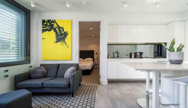 Warm Bondi Hideaway Heated Top Floor Stay
