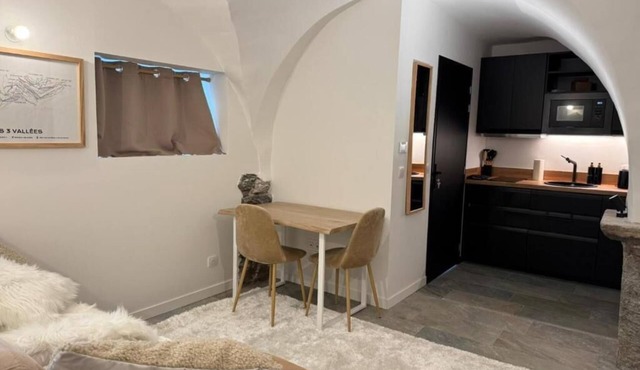 Warm, fully-equipped, vaulted chalet for 2 people