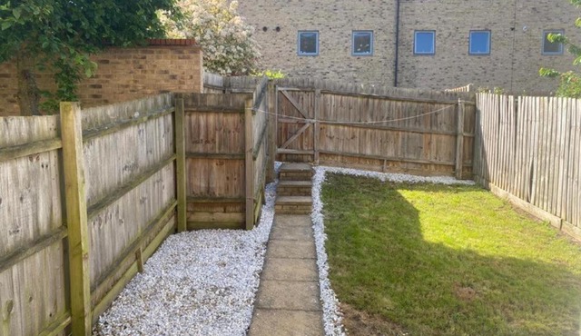Warm & Homely Milton Rd House w Big Garden, High Speed WIFI & Free Parking