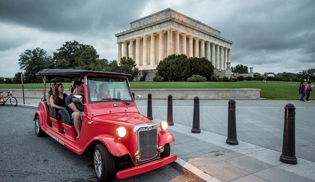 Washington DC Monuments Tour by Electric Cart – Day & Night
