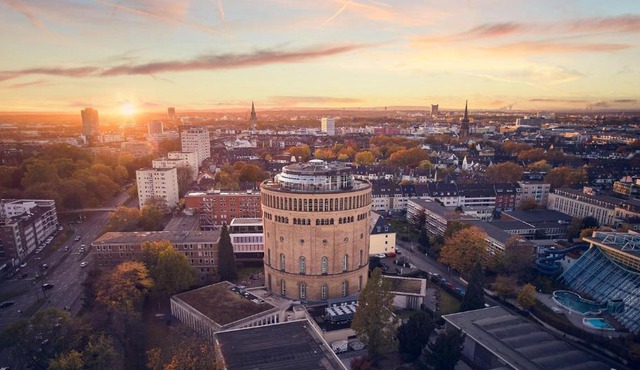 Wasserturm Hotel Cologne, Curio Collection by Hilton