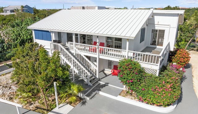 Waterfront 3BR Villa w/Pool, Parking & Private Patio