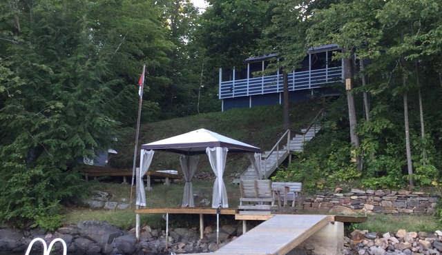 Water access Island Cottage in sheltered cove