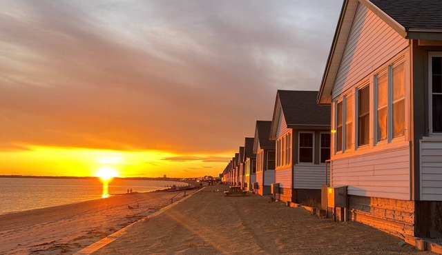 Water Front Days Cottage #2 (2257)