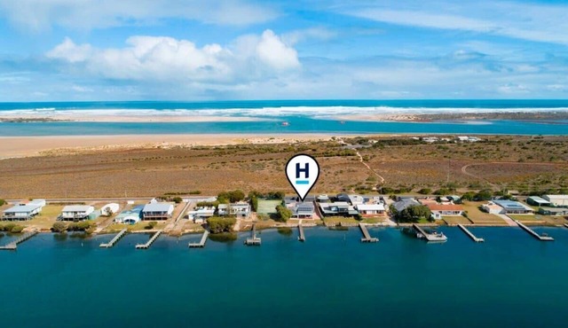 Water Front Haven Sum