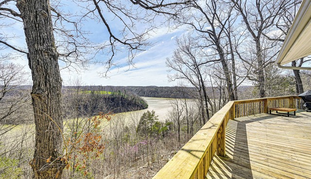 Water-View Deck: Home on Dale Hollow Lake