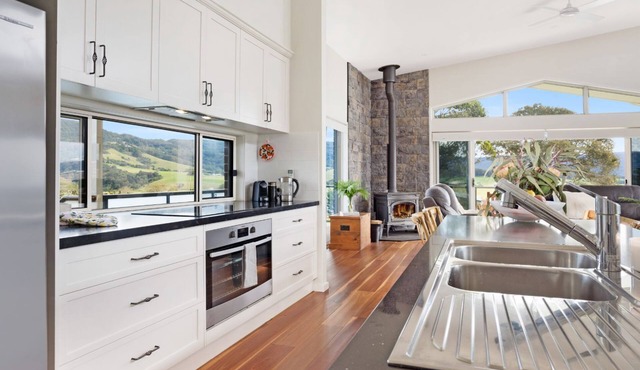 Waterfall Rest – Stunning oasis amongst the hills
