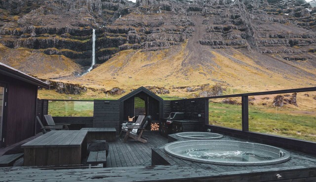 Waterfall Villa – Black Beach & Fjord Views