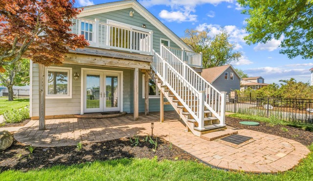 Waterfront 1BR Private Dock & 15 Min Annapolis