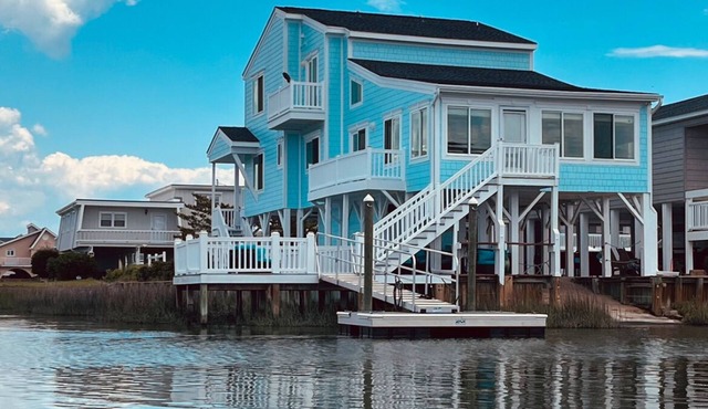 Waterfront 4BR Dock Best Views in Cherry Grove 7‑Min Walk to Beach