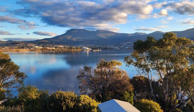 Waterfront Abode - 2 bedrooms