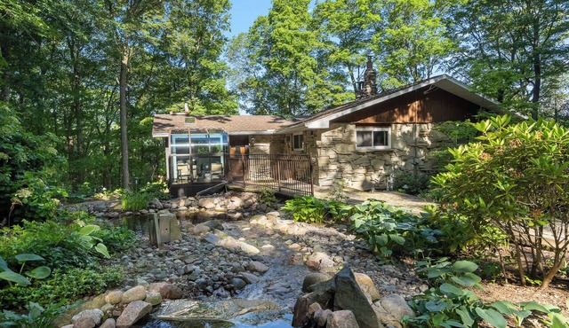 Waterfront Bayview Bliss Bungalow