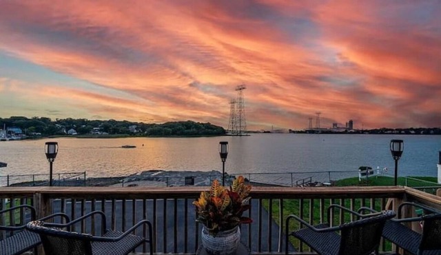 Waterfront Beach Home With Attached In- Law Suite