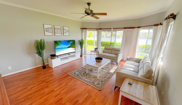 Waterfront Bliss at 3-Bedroom Tropical Townhouse