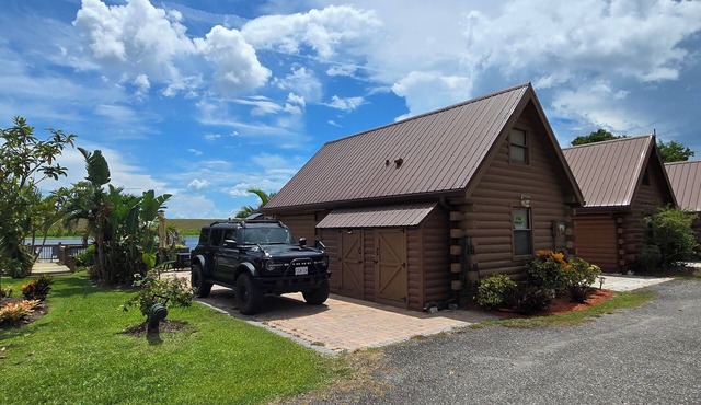 Waterfront Cabin with boat dock on Okeechobee Rim Canal