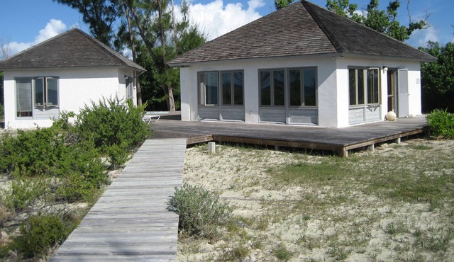 Waterfront Cottage. Perfect Sunset and Swimming (Governor's Harbour)