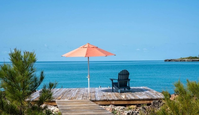 Waterfront Cottage. Perfect Sunset and Swimming