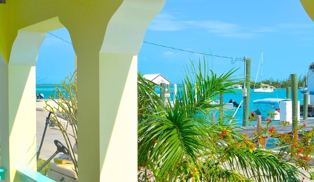 Waterfront Cottage in Spanish Wells' protected harbor