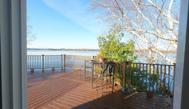 Waterfront Cottage - Trent Hills, ON