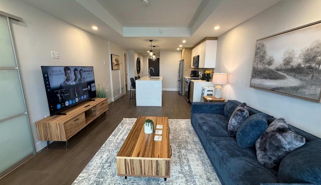 Waterfront downtown 2 BR 2 Bath with 6 appliances