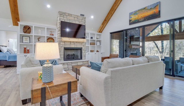 Waterfront Flippin Retreat w/White River Access!
