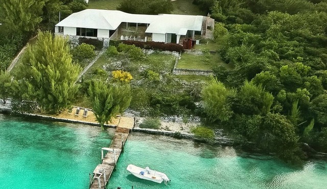 Waterfront home on the bay in secluded Whale Point! Private Dock!
