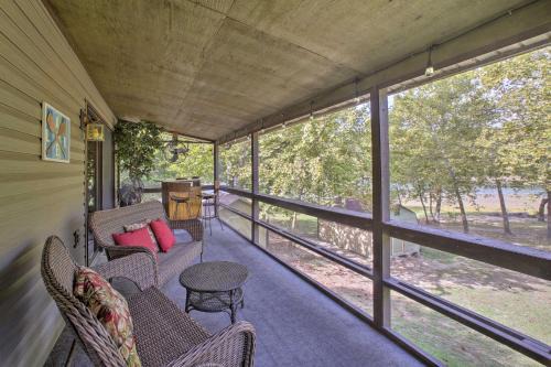 Waterfront Home w/Fire Pit on Table Rock Lake