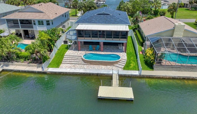 Waterfront HomeHeated PoolArcade Games