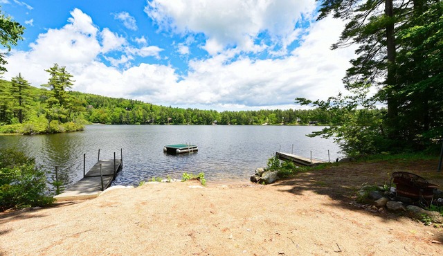 Waterfront House w/Firepit, Hot Tub & Boats - Dogs Considered