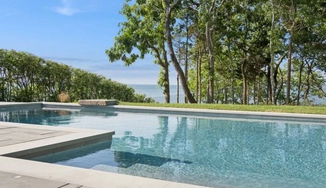 Waterfront house with brand new pool. Cozy home pet and family friendly.
