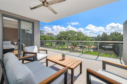 Waterfront Lagoon Suite 1 Bed Luxury Apartment