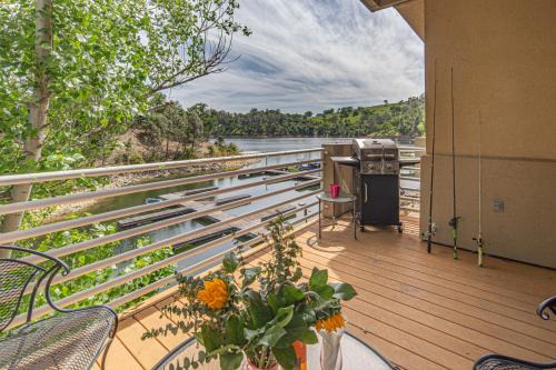 Waterfront Lake Tulloch Townhome Steps From Marina