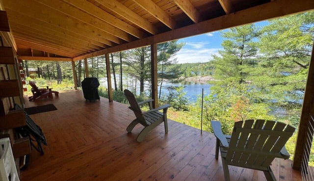 Waterfront Lodge FirePit+Bunkie+Watercrafts+BBQ