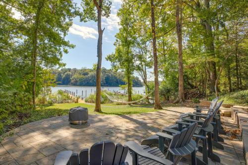 Waterfront Lusby Escape w/Fire Pit & Kayaks!