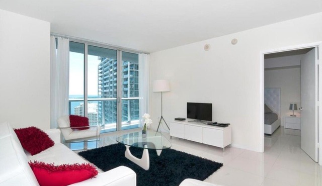 Waterfront Luxury 1 Bedroom IconBrickell with View